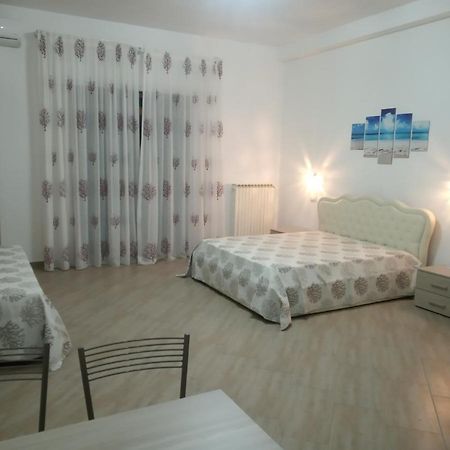 Mediterranea Guest House Porto Cesareo Exterior photo
